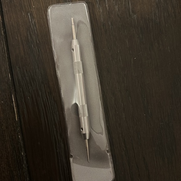 Shinola Watch Older Runwell 41mm - Picture 7 of 7